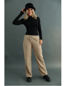 AKIRA Turtle Neck - Black